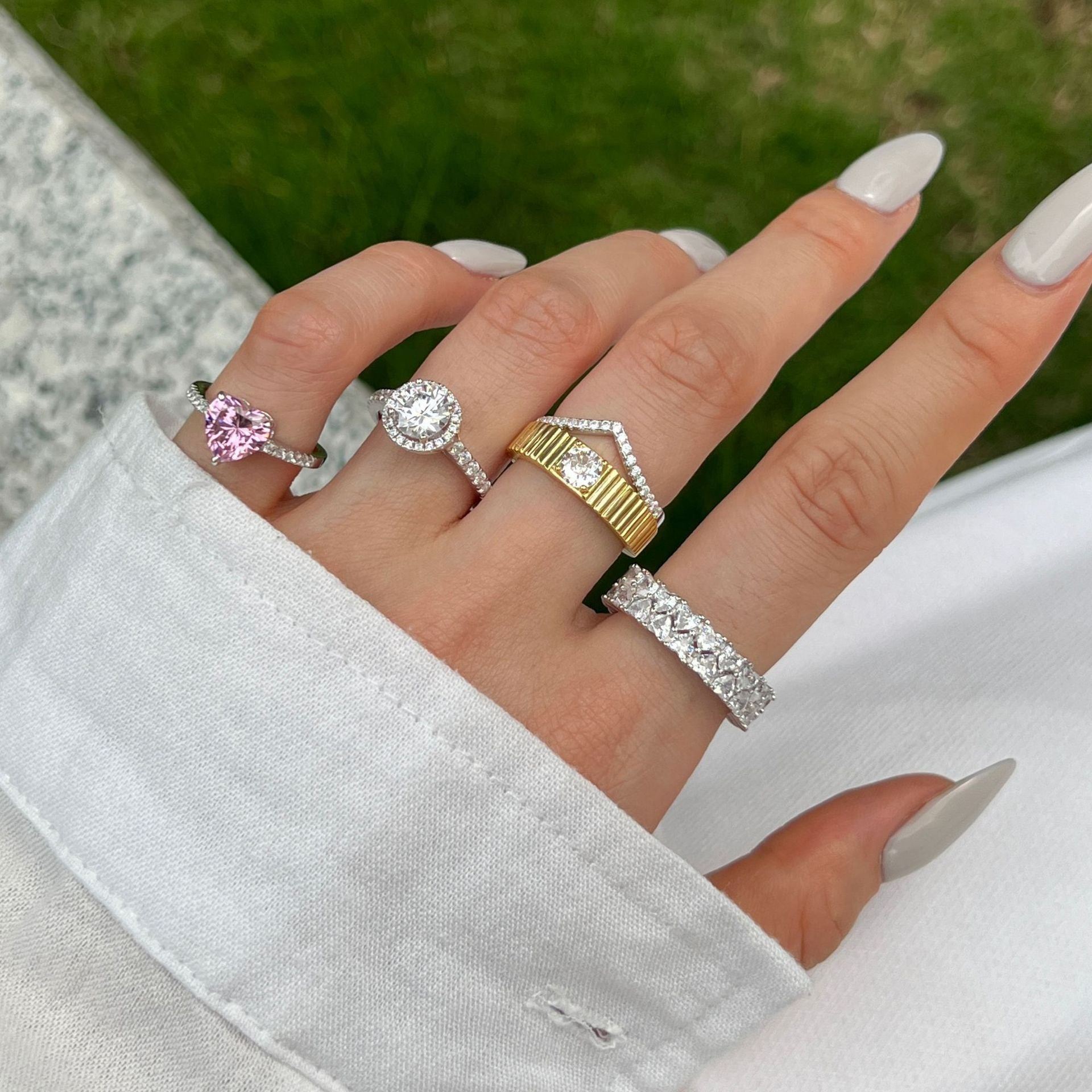 S925 sterling silver ring, female heart-shaped round diamond zircon design, personalized niche fashion ring