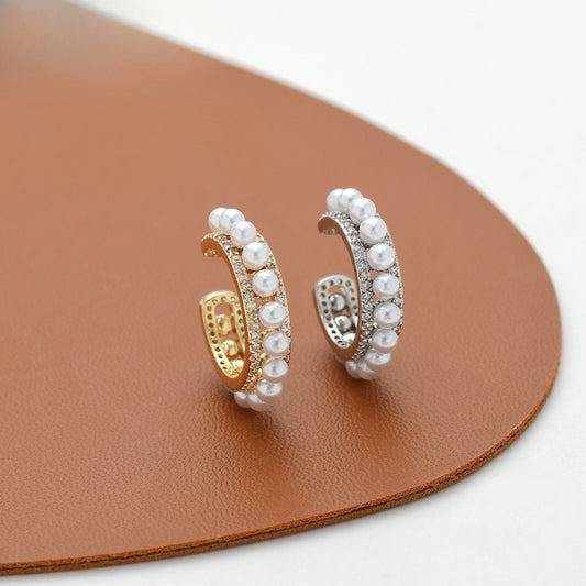 Ear hole earrings women's new micro-inlaid zircon temperament no niche design sense geometric C-shaped pearl earbone clip